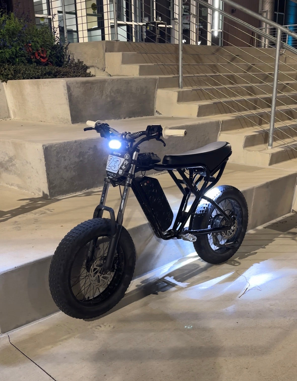 Plug and play headlight