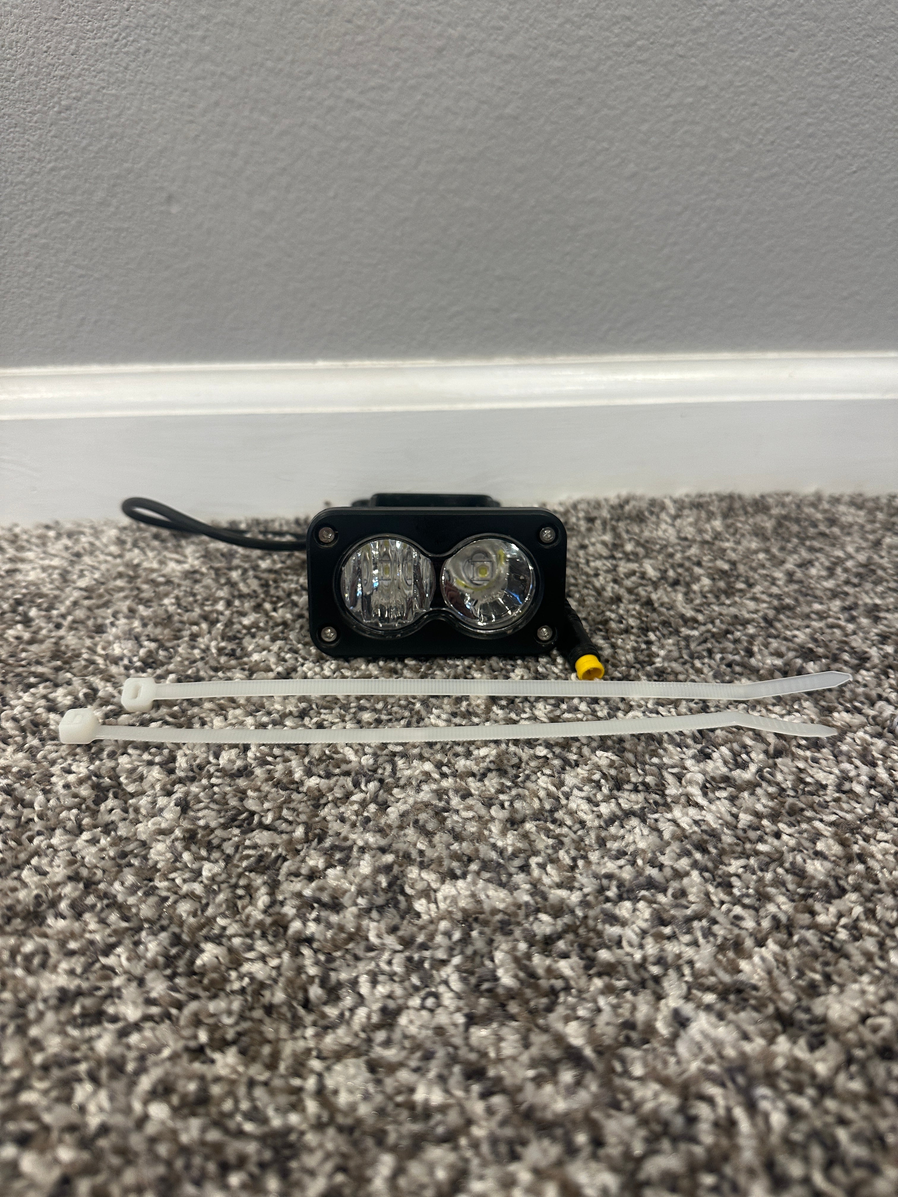 Plug and play headlight